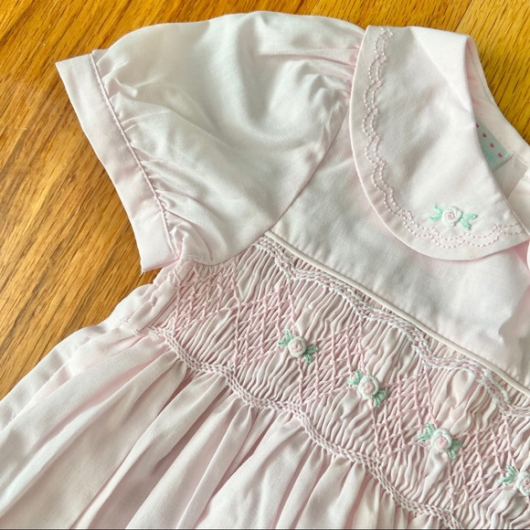 🔴SOLD Samara Girls One-Piece Bubble Romper Smocked Roses - Picture 2 of 6